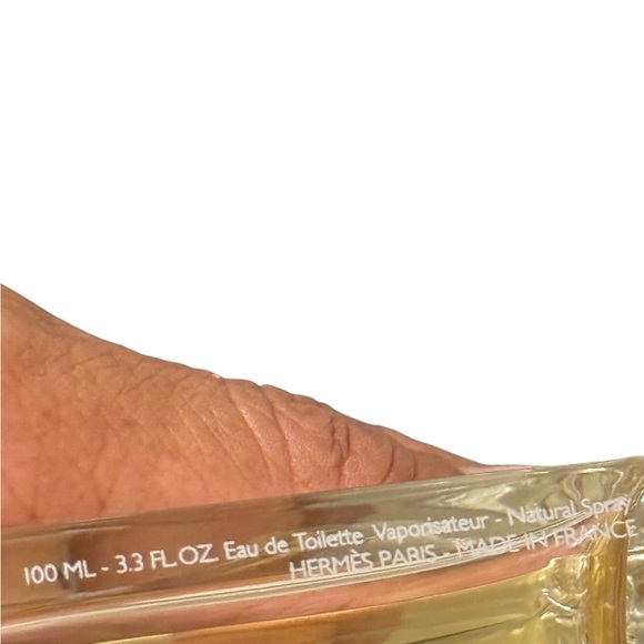 Hermès Terre D'Hermès A fragrance with the warmth and density of wood & benzoin - Picture 9 of 13